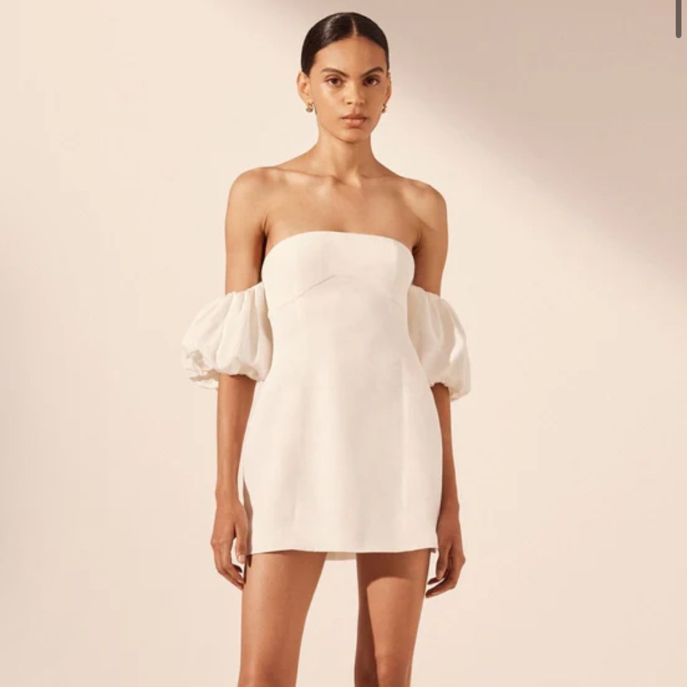NWT Shona Joy Ivory Contour Mini Dress with Detachable Puff Sleeves, Size USA 4